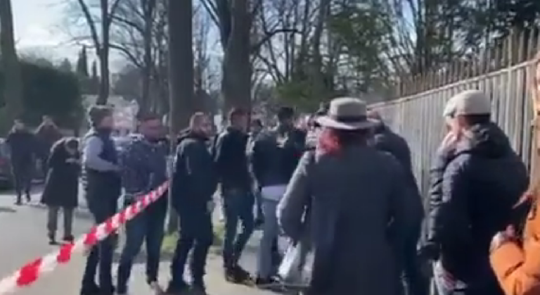 U redu za glasanje ispred Ambasade Srbije u Berlinu došlo je do incidenta