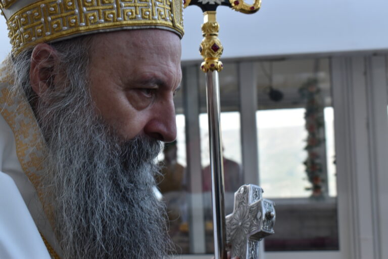 Srpski patrijarh Porfirije izjavio saučešće moskovskom patrijarhu Kirilu povodom masakra u Rusiji