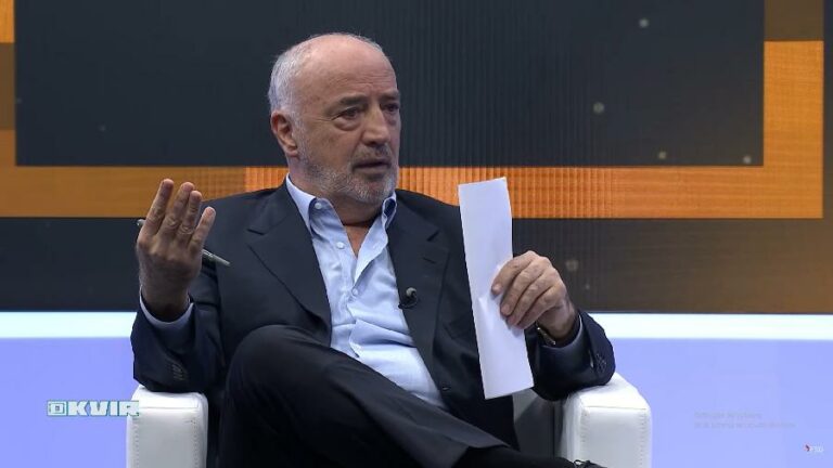 ĐURIŠIĆ PODNIO OSTAVKU: „Premijer podlegao uticajima, moja pozicija potpuno marginalizovana“