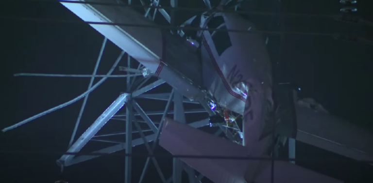 Avion se srušio na dalekovod u Merilendu, dvoje teško povrijeđeno