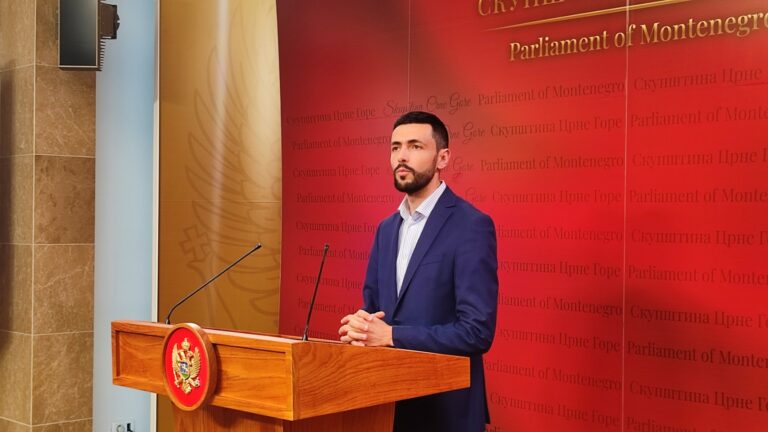 Živković: Lekića će DF ponovo politički potrošiti za svoj interes, resorima se već trguje kao 2020.