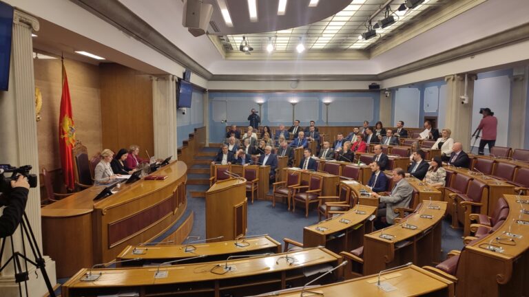 U pripremi kraj otpremninama za državne funkcionere u Crnoj Gori