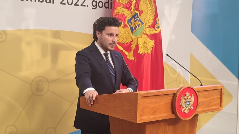 ABAZOVIĆ: „Možemo da se radujemo budućim zaradama“