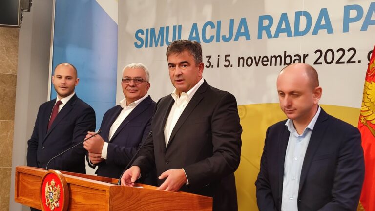 MEDOJEVIĆ PORUČIO: „Nećemo podržati Vladu ako ja ne budem koordinator za bezbjednost“
