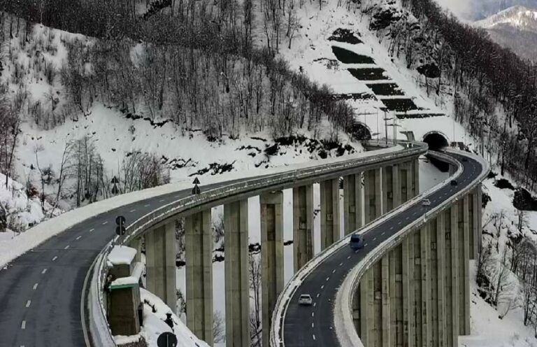 AMSCG: Oprezno zbog poledice na sjeveru