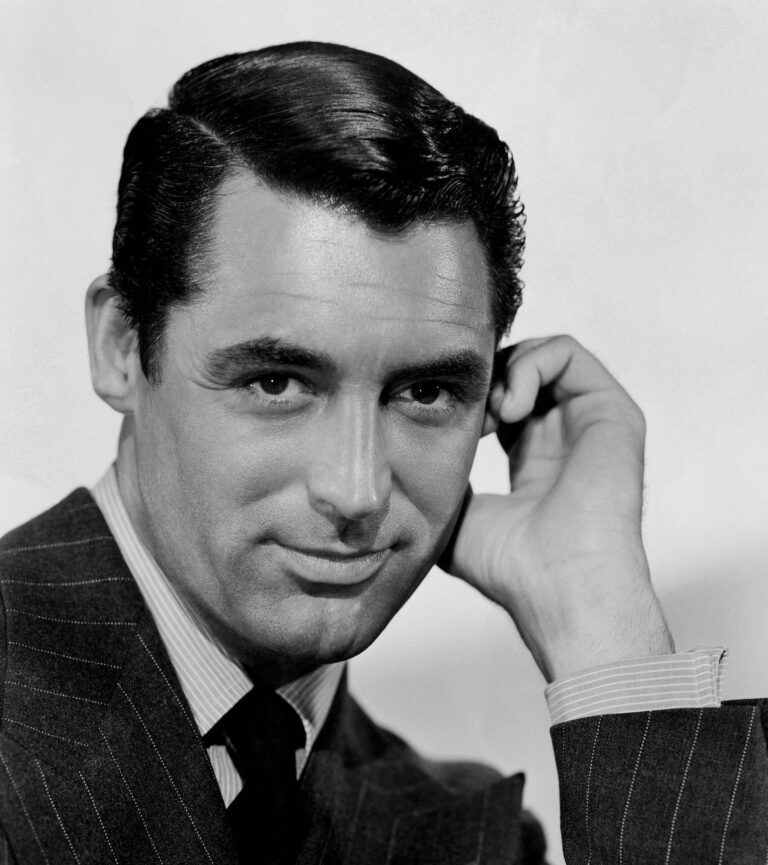 Misao dana: „Moja formula za život je prilično jednostavna. Ustajem svako jutro i idem na spavanje svake večeri. U međuvremenu, živim najbolje što mogu.“-  Keri Grant