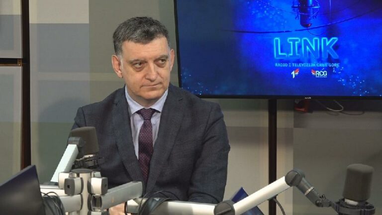 Do srijede još jedan trajekt, narednih dana i treći