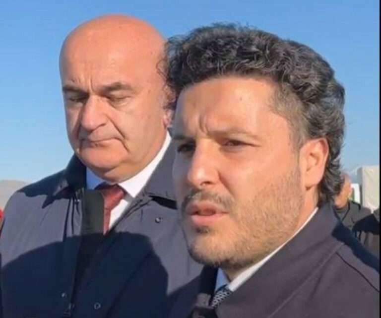 Abazović: Srušićemo nelegalne objekte i stati na kraj građevinskoj mafiji