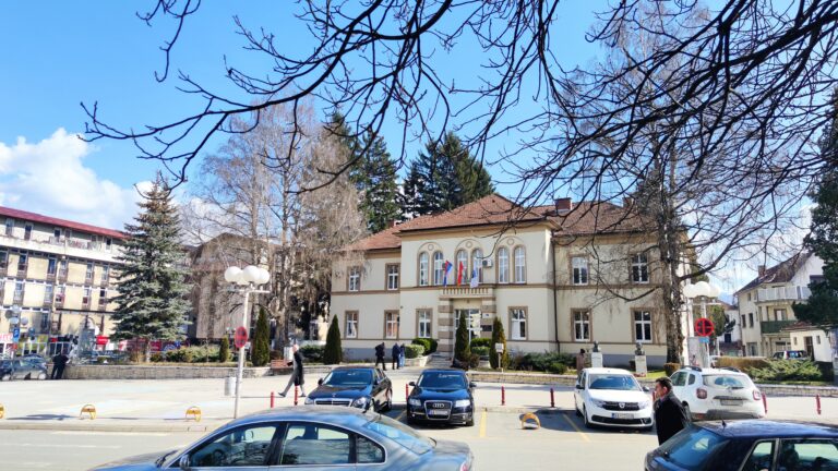 CGO uputio inicijativu: Provjera diploma u opštinama je pitanje javnog interesa