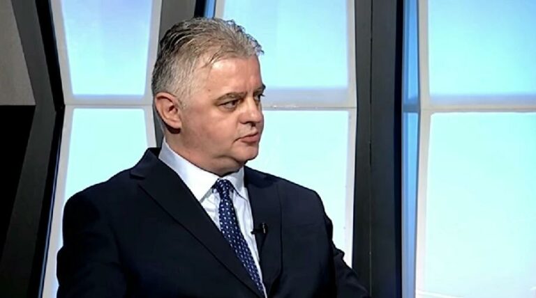 Bojović: Formirati 44. Vladu