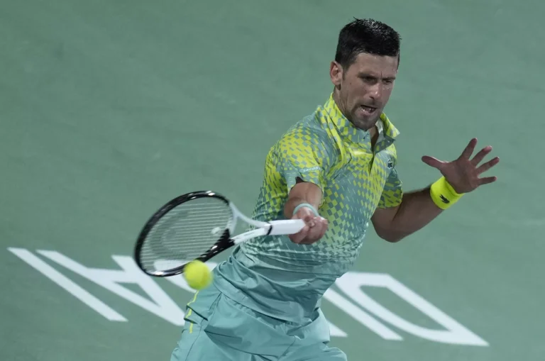 Đoković se mučio, Mahač odigrao kao Nadal – ali Novak je Novak!