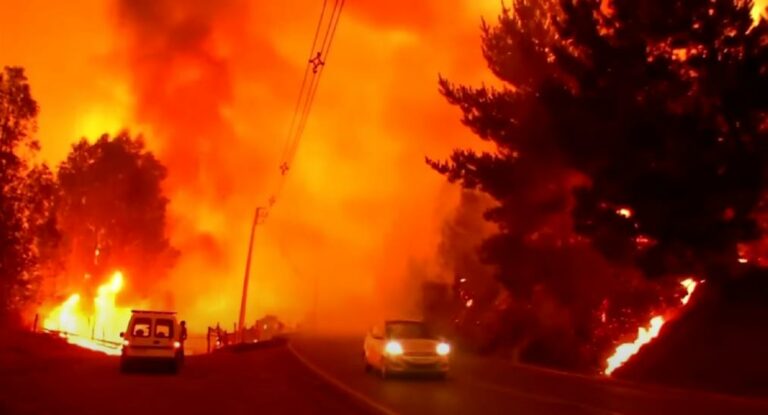 Požar u Čileu: Najmanje 24 osobe poginule, zahvaćeno 300.000 hektara