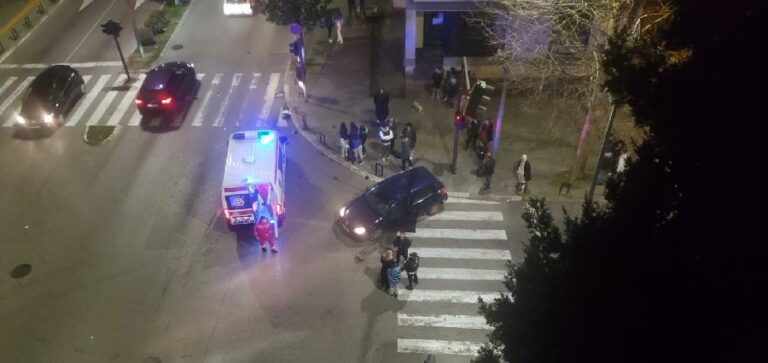 Udes u ulici Vasa Raičkovića, jedna osoba povrijeđena