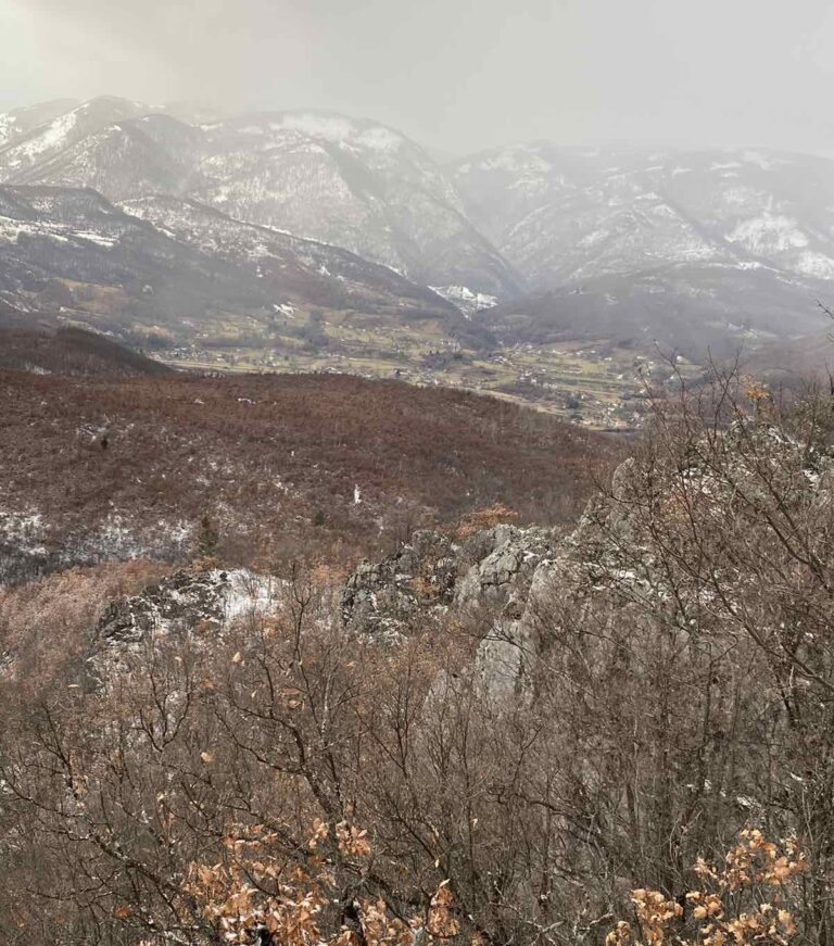Hladno i vjetrovito, temperatura do osam stepeni