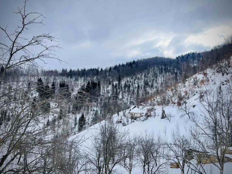 Sjutra pretežno sunčano, od -17 do 12 stepeni