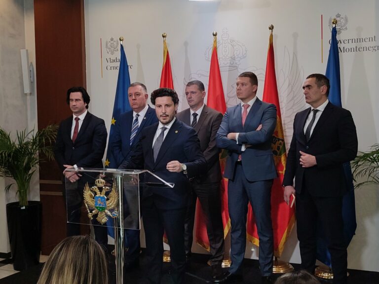 Abazović: Kriminalne grupe neće upravljati državnim organima Crne Gore        