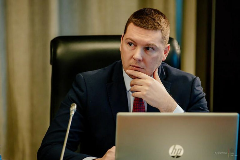 Adžić: Policija će pregledati biračka mjesta prije otvaranja zbog dojava o bombama