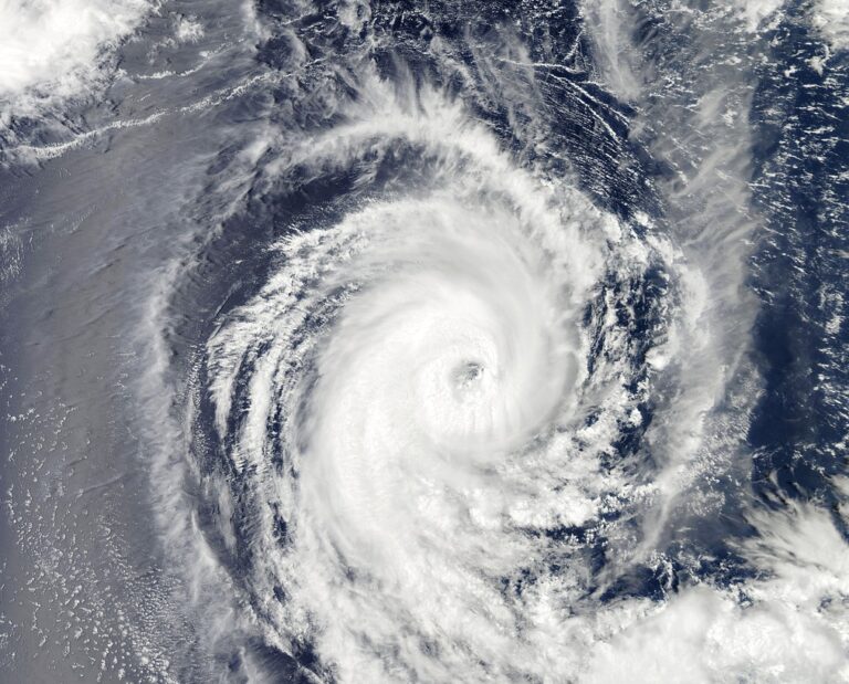 (VIDEO) Snažan tornado u Americi: Stradalo 14 osoba