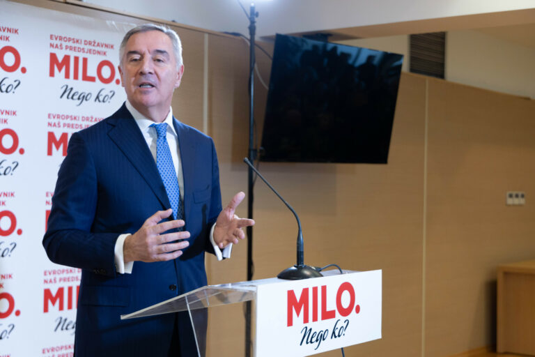 Đukanović će do penzije mjesečno primati 1.680 eura