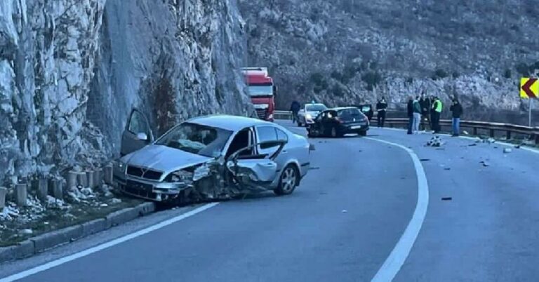 Udes u mjestu Drenoštica, jedna osoba povrijeđena