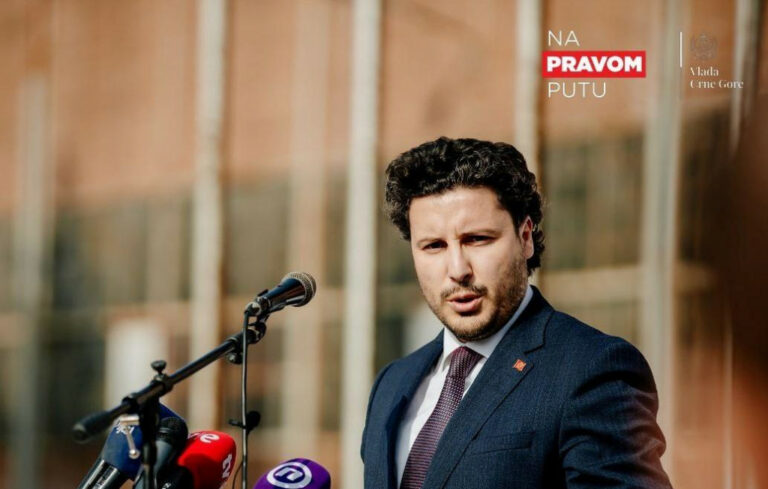 Abazović: Država za sedam dana od trajekta prihodovala 127.116 eura