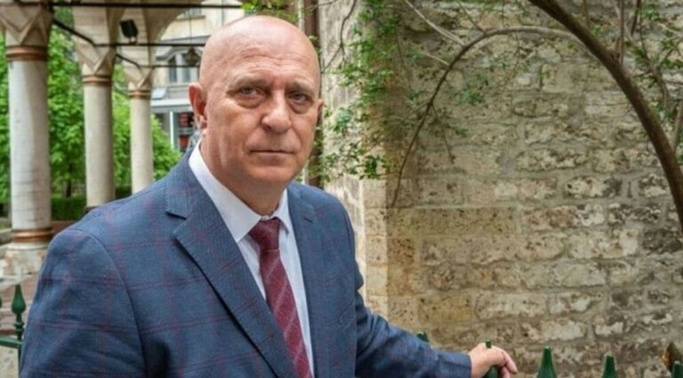 Rastoder: Ibrahimovića za premijera