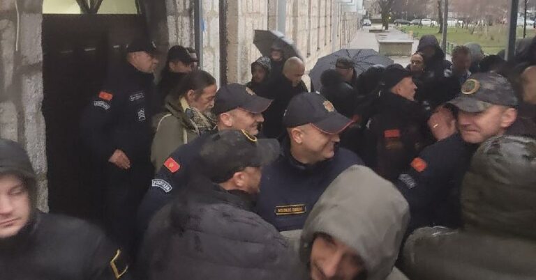 REAKCIJE: Većina partija osudila napad na Milatovića