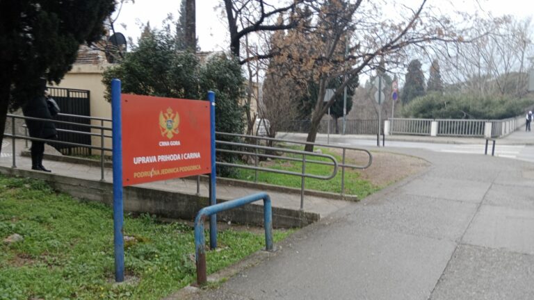 U državnom organu isplaćena zarada od oko 61.000 eura