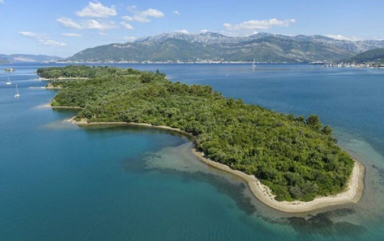 Ostrvo Sveti Marko kod Tivta ponuđeno na prodaju