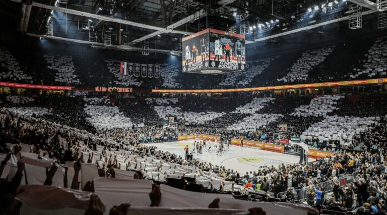 Upozorenje za navijače Partizana: Jedan incident i prazni se Arena