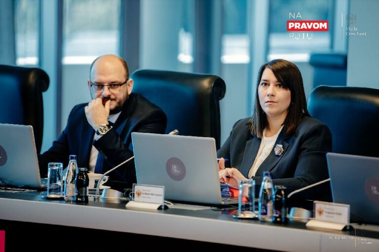 Od sjutra isplata pomoći penzionerima i socijalno ugroženim