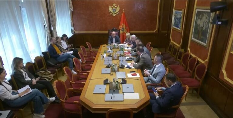 Sjutra kontrolna saslušanja Abazovića, Adžića, Novovića…