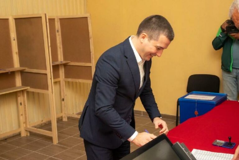 Aleksa Bečić glasao u Podgorici