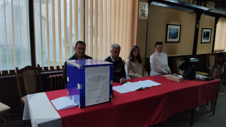 (UŽIVO) Završen drugi krug predsjedničkih izbora – CDT: Do 20 časova glasalo je 70,7 odsto glasača