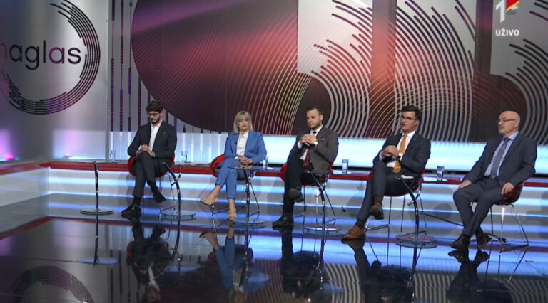 Borovinić Bojović: Pregovori oko formiranja vlasti teku svojim tokom; Čarapić: Injac najbolji kandidat za gradonačelnicu