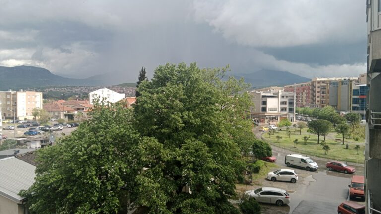 Do kraja sedmice oblačno, kišovito, pljuskovi, grmljavina…