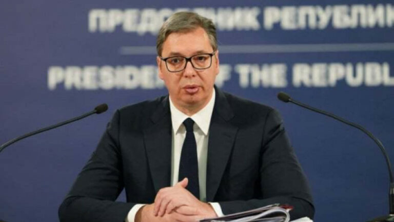 Vučić: Razoružaćemo Srbiju, uvodimo nove mjere