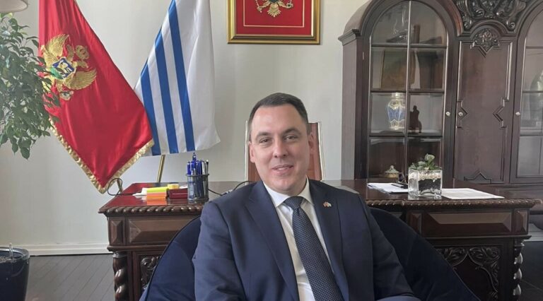 Vuković podnio ostavku