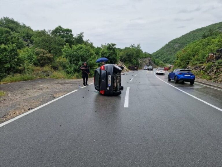 Saobraćajna nezgoda na putu Podgorica – Cetinje, ima povrijeđenih