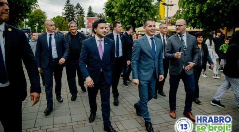 Bečić i Abazović u Beranama: Mi smo dva čovjeka – jedan potpisao Zakon o slobodi vjeroispovijesti, drugi Temeljni ugovor