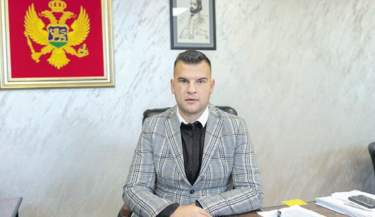 Asanović: Laž da sam zabranio kićenje zastavama, ako Injac nastavi sa antizetskim potezima preispitaćemo podršku