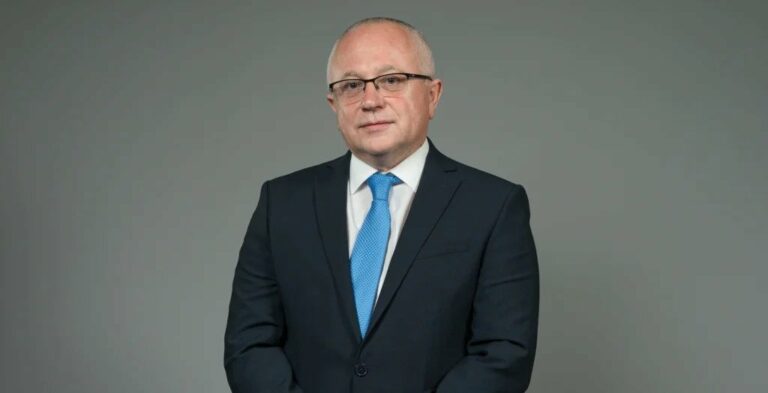 Suljo Mustafić podnio ostavku na poslaničku funkciju