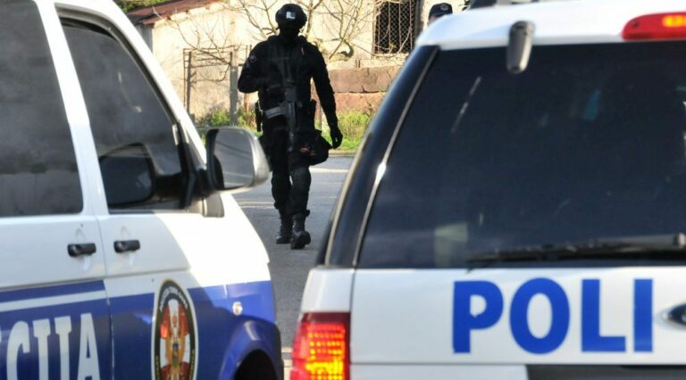Specijalno policijsko odjeljenje uhapsilo šefa uniformisane policije i komandira u OB Podgorica