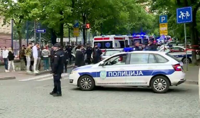 Srbija: Od srijede povratak đaka u OŠ Vladislav Ribnikar, ali bez nastave