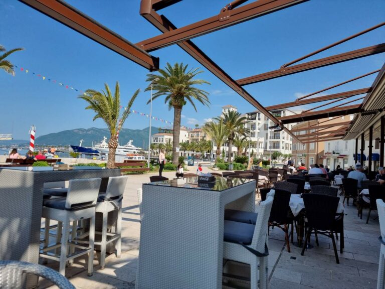 Ljetovanje u Crnoj Gori privilegija bogatih