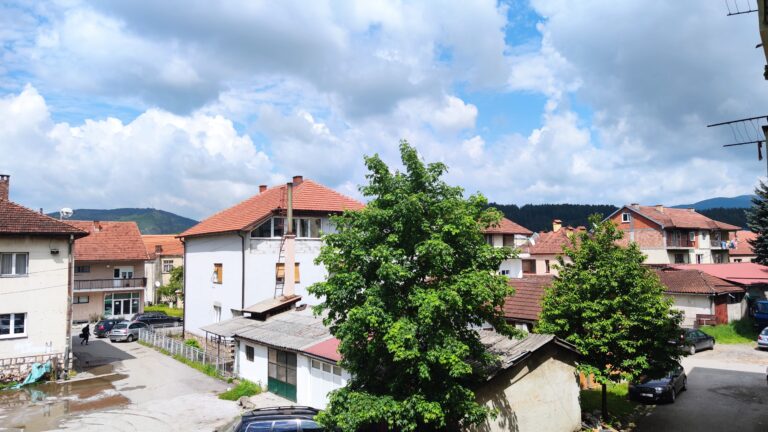 Sjutra moguća kratkotrajna kiša, do 30 stepeni