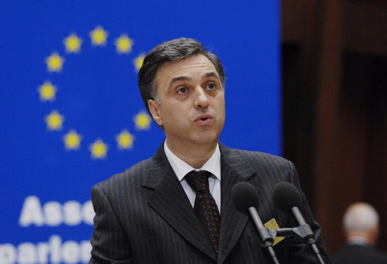 Vujanović ostao bez privilegija počasnog predsjednika