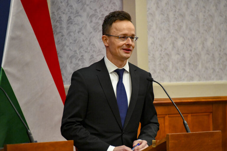 Sijarto: Orban visoko ceni potez predsednika Srbije