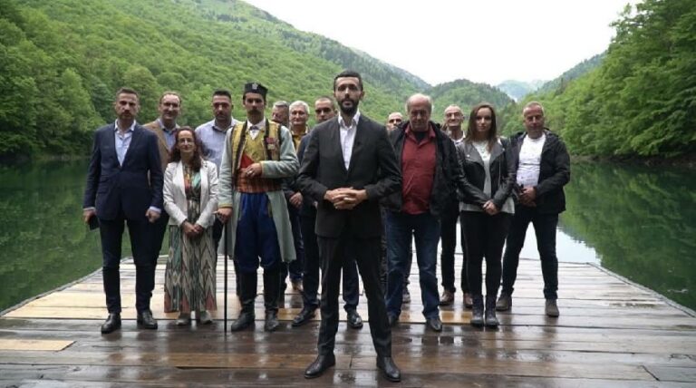 ŽIVKOVIĆ: Završićemo i drugu i treću dionicu auto-puta