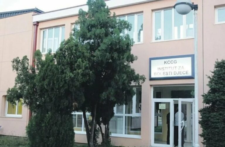 U Institutu za bolesti djece po prvi put urađena kombinovana opšta i epiduralna anestezija